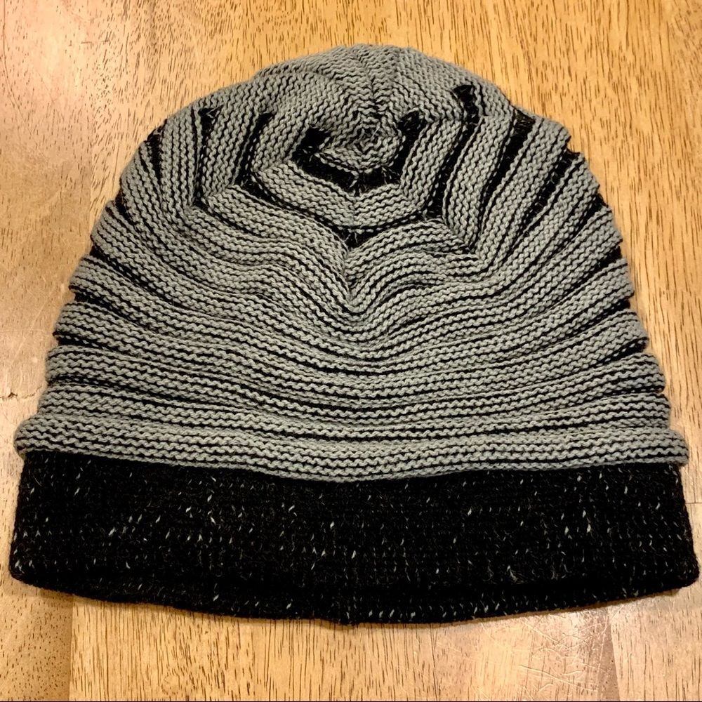 Peter‎ Grimm Black & Gray Stocking Cap